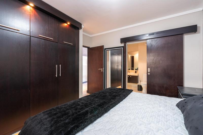 1 Bedroom Property for Sale in Cape Town City Centre Western Cape